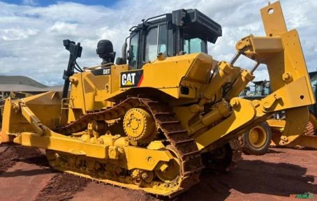 TRATOR DE ESTEIRAS CATERPILLAR, MODELO D8T, ANO 2017