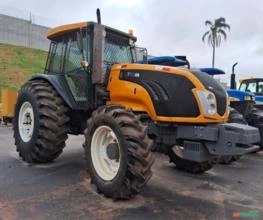 TRATOR AGRICOLA VALTRA BM125i 4X4 AN0 2016, COM 6.000 HORAS TRABALHADAS, DE ÚNICO DONO, CABINE FECHA