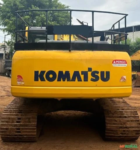 ESCAVADEIRA KOMATSU, MODELO PC200LC-8 M0, ANO 2017, ÚNICO DONO, NF DE ORIGEM, COM 14.635HS