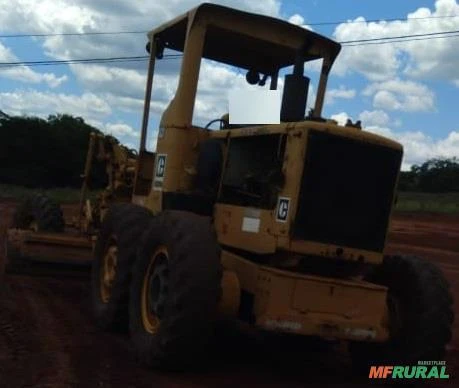 MOTONIVELADORA CATERPILLAR, MODELO 120B, SÃO 3 UNIDADES ANOS 1978/1979/1989, TODAS OPERACIONAIS.