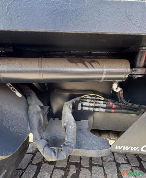 Imagem EMPILHADEIRA LATERAL COMBILIFT C16000J ANO 2015, DE ÚNICO DONO, CABINADA, OPERACIONAL Imagem EMPILHADEIRA LATERAL COMBILIFT C16000J ANO 2015, DE ÚNICO DONO, CABINADA, OPERACIONAL