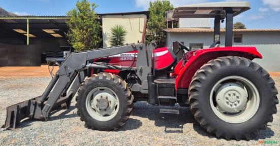 Imagem TRATOR AGRÍCOLA MASSEY FERGUSON, MODELO 4275 4X4, ANO 2013, COM LAMINA Imagem TRATOR AGRÍCOLA MASSEY FERGUSON, MODELO 4275 4X4, ANO 2013, COM LAMINA