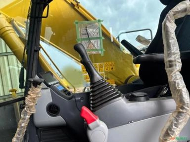 Imagem ESCAVADEIRA KOMATSU, MODELO PC210-10M0, ANO 2022, ÚNICO DONO, NF DE ORIGEM, NOVA Imagem ESCAVADEIRA KOMATSU, MODELO PC210-10M0, ANO 2022, ÚNICO DONO, NF DE ORIGEM, NOVA