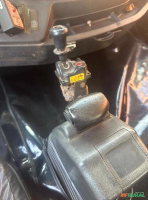 Imagem CAMINHÃO MERCEDES BENZ, MODELO AXOR 4144K 6X4, ANO DE FABRICAÇÃO 2012, SÃO 10 UNIDADES A VENDA Imagem CAMINHÃO MERCEDES BENZ, MODELO AXOR 4144K 6X4, ANO DE FABRICAÇÃO 2012, SÃO 10 UNIDADES A VENDA