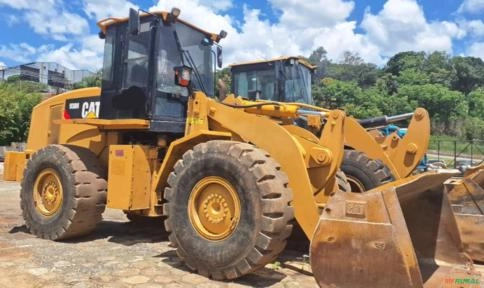PÁ CARREGADEIRA CATERPILLAR, MODELO 938H, ANO 2009, COM 22.400HS TRABALHADAS, PESO OPERACIONAL 15T Imagem PÁ CARREGADEIRA CATERPILLAR, MODELO 938H, ANO 2009, COM 22.400HS TRABALHADAS, PESO OPERACIONAL 15T