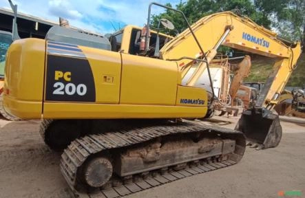 ESCAVADEIRA KOMATSU, MODELO PC200-8, ANO 2013, PINTURA NOVA, REVISADA, COM 14.515HS TRABALHADAS Imagem ESCAVADEIRA KOMATSU, MODELO PC200-8, ANO 2013, PINTURA NOVA, REVISADA, COM 14.515HS TRABALHADAS