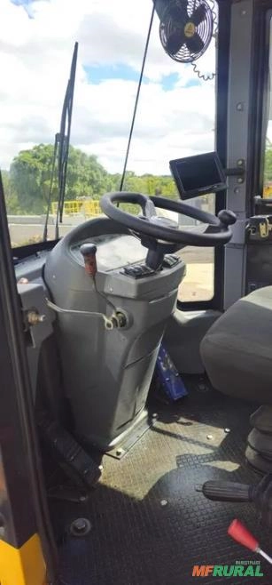 Imagem PÁ CARREGADEIRA HEDESA, MODELO ZL833, ANO 2023 Imagem PÁ CARREGADEIRA HEDESA, MODELO ZL833, ANO 2023