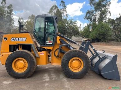 PÁ CARREGADEIRA CASE, MODELO W20E, ANO 2014, COM 15.500 HORAS TRABALHADAS, PESO OPERACIONAL 10TON Imagem PÁ CARREGADEIRA CASE, MODELO W20E, ANO 2014, COM 15.500 HORAS TRABALHADAS, PESO OPERACIONAL 10TON