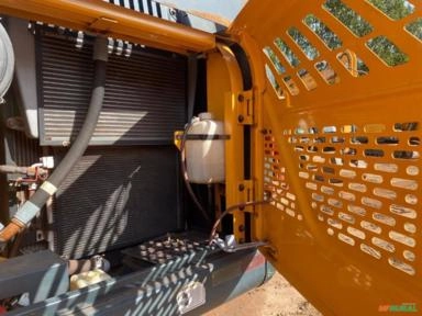 Imagem ESCAVADEIRA HYUNDAI, ROBEX 140LC-9, ANO 2018, SÃO 03 UNIDADES, ÚNICO DONO, 9.900/11.850/12.600HS Imagem ESCAVADEIRA HYUNDAI, ROBEX 140LC-9, ANO 2018, SÃO 03 UNIDADES, ÚNICO DONO, 9.900/11.850/12.600HS