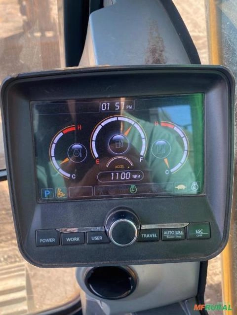 Imagem ESCAVADEIRA HYUNDAI, ROBEX 140LC-9, ANO 2018, SÃO 03 UNIDADES, ÚNICO DONO, 9.900/11.850/12.600HS Imagem ESCAVADEIRA HYUNDAI, ROBEX 140LC-9, ANO 2018, SÃO 03 UNIDADES, ÚNICO DONO, 9.900/11.850/12.600HS