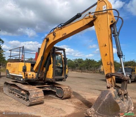 Imagem ESCAVADEIRA HYUNDAI, ROBEX 140LC-9, ANO 2018, SÃO 03 UNIDADES, ÚNICO DONO, 9.900/11.850/12.600HS Imagem ESCAVADEIRA HYUNDAI, ROBEX 140LC-9, ANO 2018, SÃO 03 UNIDADES, ÚNICO DONO, 9.900/11.850/12.600HS