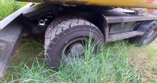 Imagem ESCAVADEIRA DE RODAS CATERPILLAR MODELO M315D ANO 2014, DE ÚNICO DONO, NF DE ORIGEM Imagem ESCAVADEIRA DE RODAS CATERPILLAR MODELO M315D ANO 2014, DE ÚNICO DONO, NF DE ORIGEM