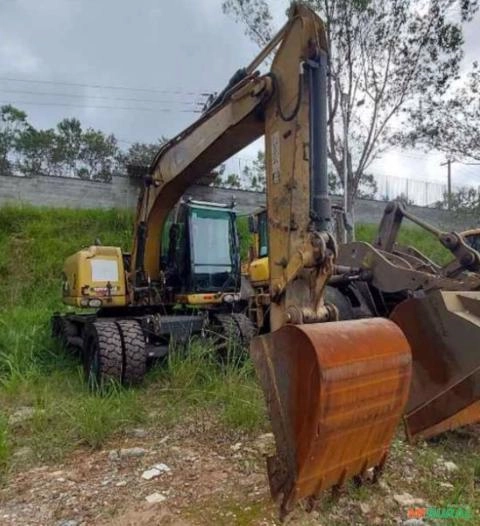 Imagem ESCAVADEIRA DE RODAS CATERPILLAR MODELO M315D ANO 2014, DE ÚNICO DONO, NF DE ORIGEM Imagem ESCAVADEIRA DE RODAS CATERPILLAR MODELO M315D ANO 2014, DE ÚNICO DONO, NF DE ORIGEM