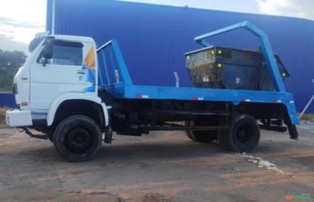 CAMINHÃO POLIGUINDASTE VOLKSWAGEN MODELO 16-210 ANO 1988, EQUIPADO COM POLIGUINDASTE DUPLO Imagem CAMINHÃO POLIGUINDASTE VOLKSWAGEN MODELO 16-210 ANO 1988, EQUIPADO COM POLIGUINDASTE DUPLO