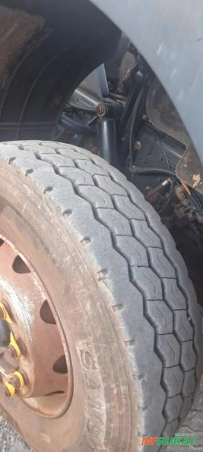 Imagem CAMINHÃO MUNCK VOLKSWAGEN, 31.330 6X4, ANO 2019/2020, ÚNICO DONO, 92.606KMS, PALFINGER MD6007 Imagem CAMINHÃO MUNCK VOLKSWAGEN, 31.330 6X4, ANO 2019/2020, ÚNICO DONO, 92.606KMS, PALFINGER MD6007