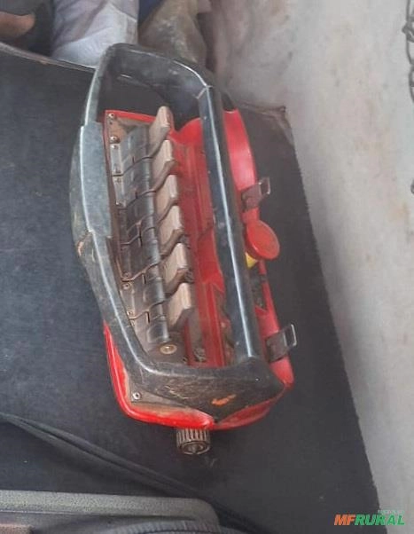 Imagem CAMINHÃO MUNCK VOLKSWAGEN, 31.330 6X4, ANO 2019/2020, ÚNICO DONO, 92.606KMS, PALFINGER MD6007 Imagem CAMINHÃO MUNCK VOLKSWAGEN, 31.330 6X4, ANO 2019/2020, ÚNICO DONO, 92.606KMS, PALFINGER MD6007