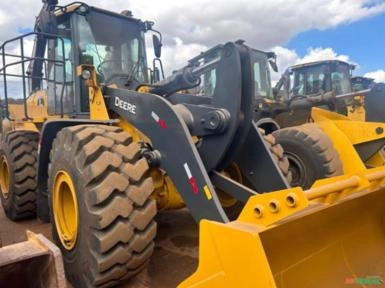 PÁ CARREGADEIRA JONH DEERE, MODELO 724K II,  ANO 2023, NF DE ORIGEM, APENAS 2.500 HORAS TRABALHADAS Imagem PÁ CARREGADEIRA JONH DEERE, MODELO 724K II,  ANO 2023, NF DE ORIGEM, APENAS 2.500 HORAS TRABALHADAS