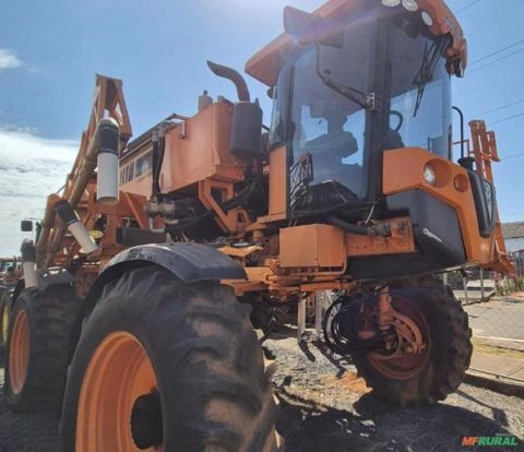 ADUBADORA DE CANA AUTOMOTRIZ JACTO, MODELO UNIPORT 3030 NPK, ANO 2018, ÚNICO DONO, 10.815HS Imagem ADUBADORA DE CANA AUTOMOTRIZ JACTO, MODELO UNIPORT 3030 NPK, ANO 2018, ÚNICO DONO, 10.815HS