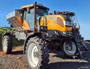 DISTRIBUIDOR VALTRA, BS3350H DRY, ANO 2020/2021, ÚNICO DONO, 812HS, CAPACIDADE 5M³ Imagem DISTRIBUIDOR VALTRA, BS3350H DRY, ANO 2020/2021, ÚNICO DONO, 812HS, CAPACIDADE 5M³