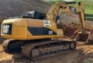 ESCAVADEIRA CATERPILLAR, MODELO 320DL, ANO 2012, ÚNICO DONO, NF DE ORIGEM, 14.000HS TRABALHADAS Imagem ESCAVADEIRA CATERPILLAR, MODELO 320DL, ANO 2012, ÚNICO DONO, NF DE ORIGEM, 14.000HS TRABALHADAS