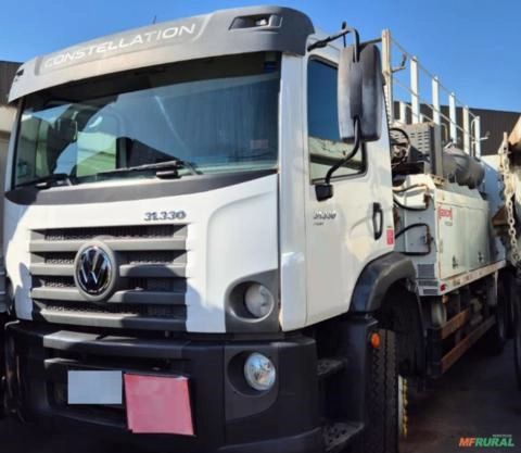 CAMINHÃO COMBOIO VOLKSWAGEN, MODELO 31-330, ANO 2020/2021, ÚNICO DONO, EQUIPADO COM COMBOIO GASCOM C Imagem CAMINHÃO COMBOIO VOLKSWAGEN, MODELO 31-330, ANO 2020/2021, ÚNICO DONO, EQUIPADO COM COMBOIO GASCOM C