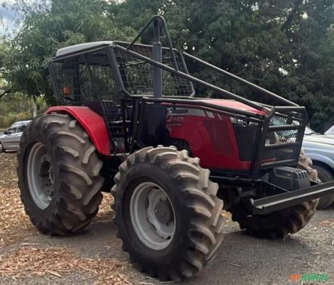 TRATOR AFRÍCOLA MASSEY FERGUSON MODELO MF 4409 4x4 ANO 2023, SEMINOVO Imagem TRATOR AFRÍCOLA MASSEY FERGUSON MODELO MF 4409 4x4 ANO 2023, SEMINOVO
