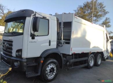 CAMINHÃO COMPACTADOR DE LIXO VOLKSWAGEN, 24.260 6X2, ANO 2020/2021, ÚNICO DONO, 313.000KMS, 15M³ Imagem CAMINHÃO COMPACTADOR DE LIXO VOLKSWAGEN, 24.260 6X2, ANO 2020/2021, ÚNICO DONO, 313.000KMS, 15M³