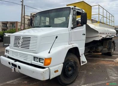 Caminhões Mercedes Benz (MB) L-1214, ANO 1991 EQUIPADO COM TANQUE PIPA DE 10.000 LITROS Imagem Caminhões Mercedes Benz (MB) L-1214, ANO 1991 EQUIPADO COM TANQUE PIPA DE 10.000 LITROS
