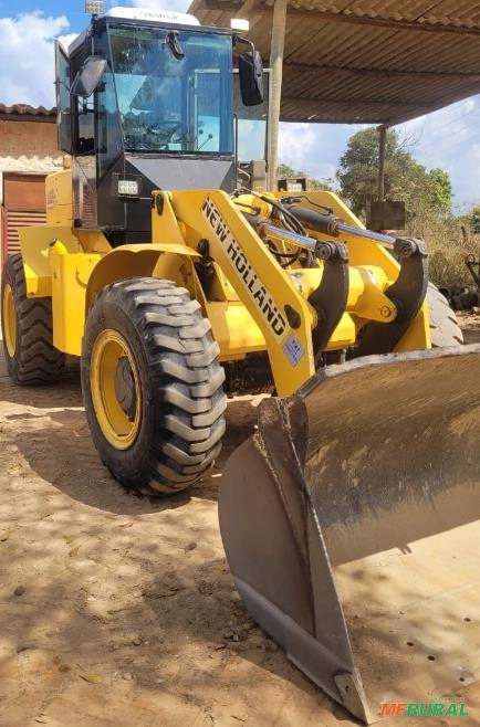 PÁ CARREGADEIRA NEW HOLLAND, MODELO 12C, ANO DE FABRICAÇÃO 2012, NF DE ORIGEM Imagem PÁ CARREGADEIRA NEW HOLLAND, MODELO 12C, ANO DE FABRICAÇÃO 2012, NF DE ORIGEM