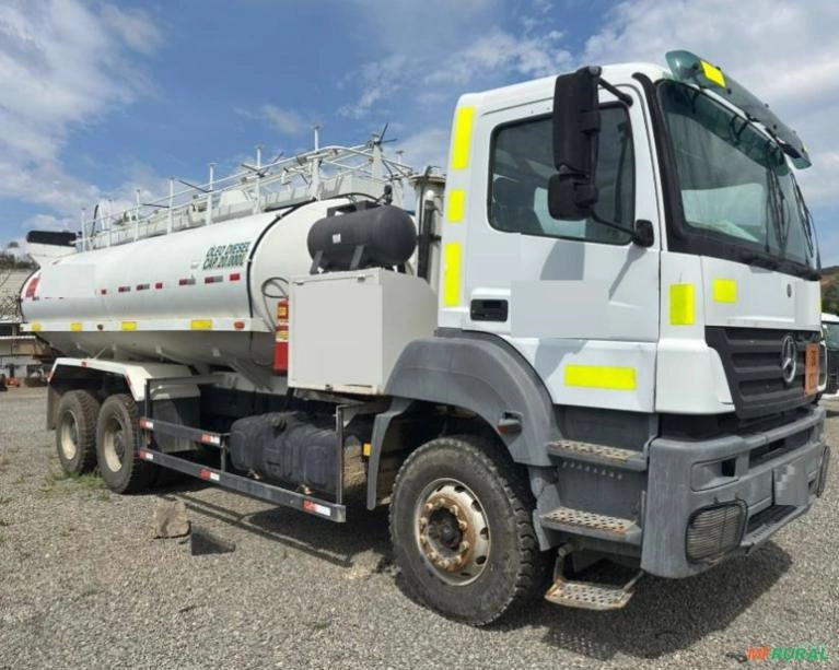 CAMINHÃO TANQUE DIESEL MERCEDES BENZ AXOR 3344S 6X4 ANO 2011 Imagem CAMINHÃO TANQUE DIESEL MERCEDES BENZ AXOR 3344S 6X4 ANO 2011