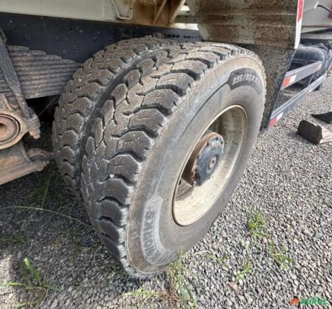 Imagem CAMINHÃO TANQUE DIESEL MERCEDES BENZ AXOR 3344S 6X4 ANO 2011 Imagem CAMINHÃO TANQUE DIESEL MERCEDES BENZ AXOR 3344S 6X4 ANO 2011