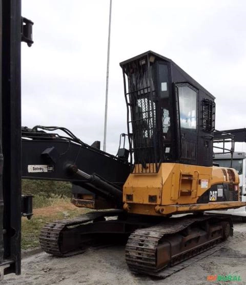 ESCAVADEIRA FLORESTAL CATERPILLAR 320D FM ANO 2014 Imagem ESCAVADEIRA FLORESTAL CATERPILLAR 320D FM ANO 2014