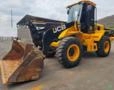 PÁ CARREGADEIRA JCB, MODELO 422ZX, ANO 2024, ÚNICO DONO, NF DE ORIGEM, SEMI NOVA, APENAS 886HS Imagem PÁ CARREGADEIRA JCB, MODELO 422ZX, ANO 2024, ÚNICO DONO, NF DE ORIGEM, SEMI NOVA, APENAS 886HS