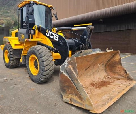 PÁ CARREGADEIRA JCB, MODELO 422ZX, ANO 2024, ÚNICO DONO, NF DE ORIGEM, SEMI NOVA, APENAS 886HS Imagem PÁ CARREGADEIRA JCB, MODELO 422ZX, ANO 2024, ÚNICO DONO, NF DE ORIGEM, SEMI NOVA, APENAS 886HS