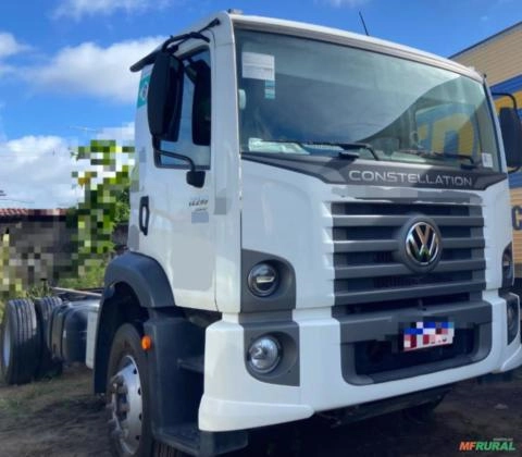 CAMINHÃO NO CHASSI VOLKSWAGEN, 17-210 CRM 4X2, ANO 2024, A/C, BANCO COURO, APENAS 8.047KMS Imagem CAMINHÃO NO CHASSI VOLKSWAGEN, 17-210 CRM 4X2, ANO 2024, A/C, BANCO COURO, APENAS 8.047KMS