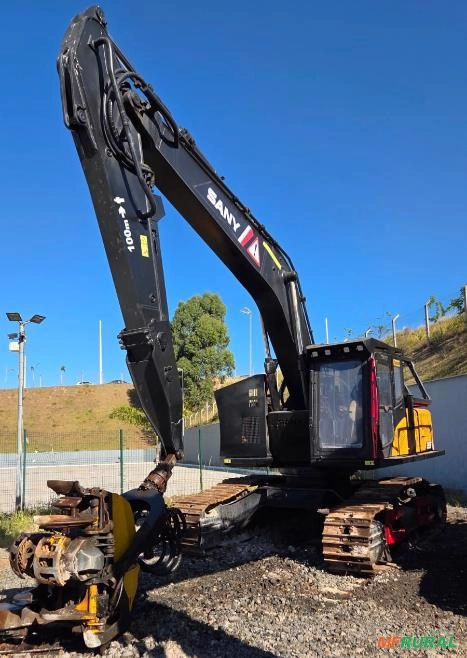 ESCAVADEIRA SANY, MODELO SY215F, ANO 2021 Imagem ESCAVADEIRA SANY, MODELO SY215F, ANO 2021