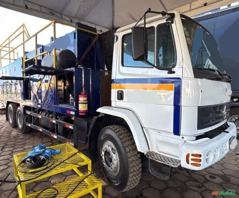 CAMINHÃO COMBOIO MERCEDES BENZ, ATRON 2729 6X4, ANO 2015, DOCUMENTAÇÃO EM DIA , GASCOM 10.000L Imagem CAMINHÃO COMBOIO MERCEDES BENZ, ATRON 2729 6X4, ANO 2015, DOCUMENTAÇÃO EM DIA , GASCOM 10.000L