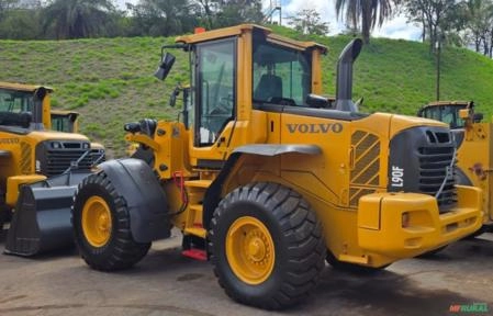 PÁ CARREGADEIRA VOLVO, MODELO L90F, ANO 2022 Imagem PÁ CARREGADEIRA VOLVO, MODELO L90F, ANO 2022