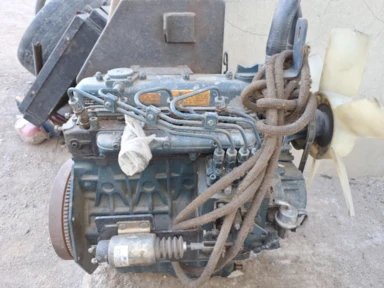 Motor KUBOTA diesel completo 4 cilindros