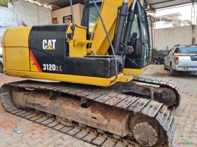 Escavadeira Caterpillar modelo 312 DL ano 2014