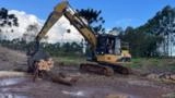Escavadeira Caterpillar com Garra Traçadora Ano 2021 Imagem Escavadeira Caterpillar com Garra Traçadora Ano 2021
