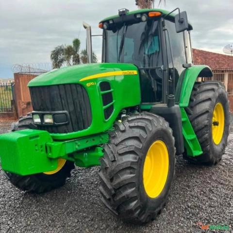 TRATOR JOHN DEERE 6170J - Ano 2017 Imagem TRATOR JOHN DEERE 6170J - Ano 2017