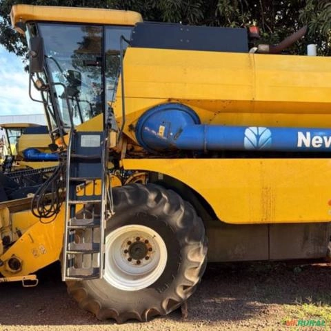 COLHEITADEIRA NEW HOLLAND TC 5070 ANO 2009 Imagem COLHEITADEIRA NEW HOLLAND TC 5070 ANO 2009