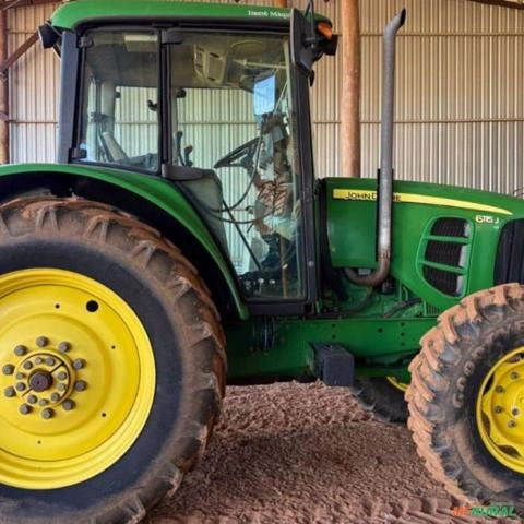 TRATOR JOHN DEERE 6115J Imagem TRATOR JOHN DEERE 6115J