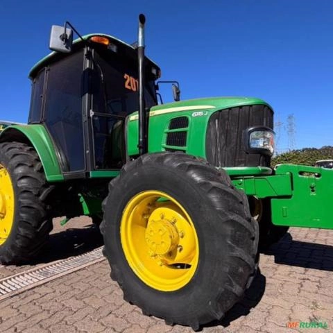 TRATOR JOHN DEERE 6115J Imagem TRATOR JOHN DEERE 6115J