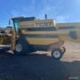 COLHEITADEIRA NEW HOLLAND TC 57 Ano 1997 Imagem COLHEITADEIRA NEW HOLLAND TC 57 Ano 1997