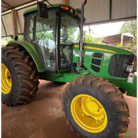 Trator John Deere 6125 J - Ano 2024 Imagem Trator John Deere 6125 J - Ano 2024