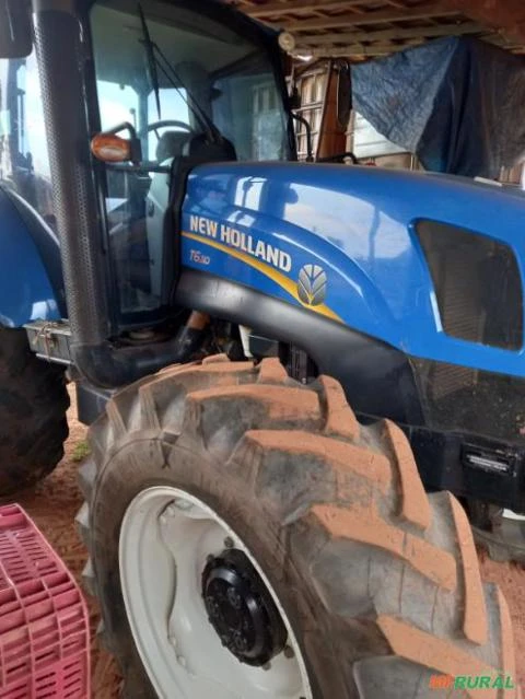 Trator New Holland T6 110 4x4 ano 16