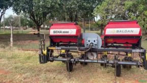 Plantadeira agricola baldan 4linhas 1tanque micron