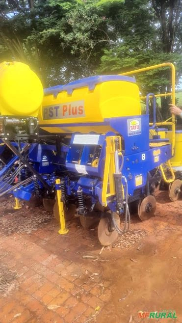 Plantadeira agrícola PST Plus com 7linha com tanque micron Imagem Plantadeira agrícola PST Plus com 7linha com tanque micron